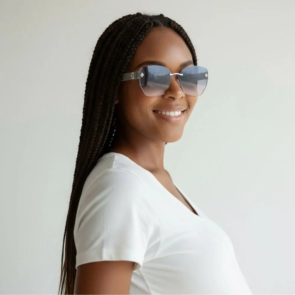 Gucci Women’s Sunglasses | Silver & Grey-Blue Frame | Blue-Brown Gradient Lens - Picture 9 of 16